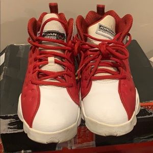 Jumpman 2 red and white grade school 7y